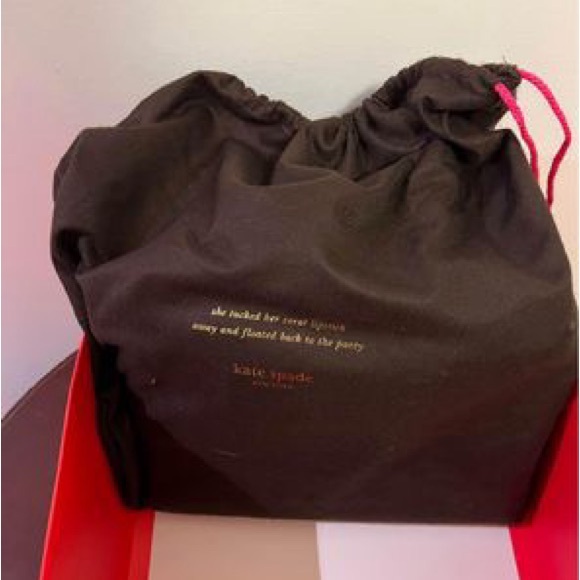 Used a handful of times - Picture 1 of 5